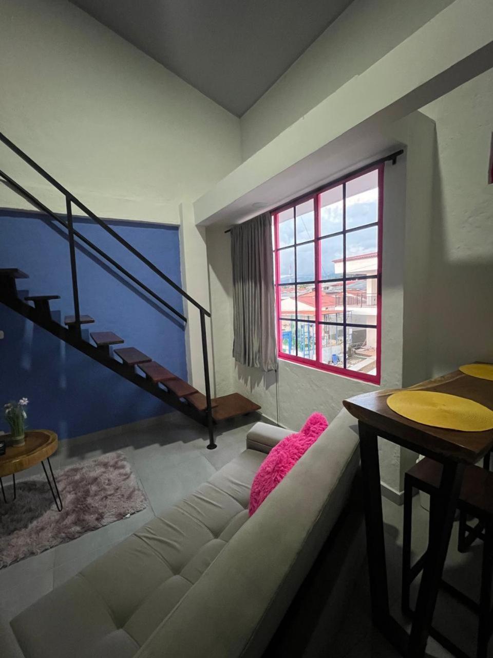 Apartaestudios Las Astromelias 萨兰托 外观 照片