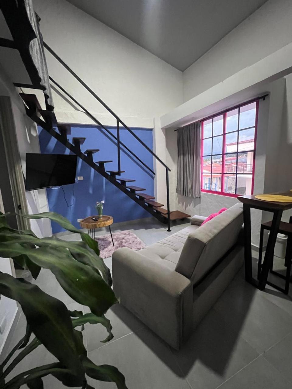 Apartaestudios Las Astromelias 萨兰托 外观 照片